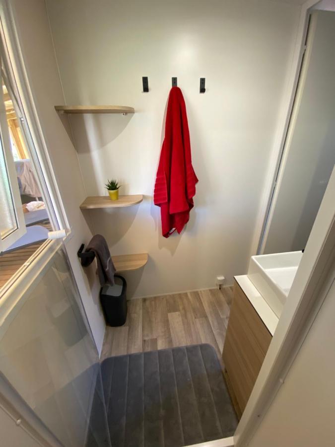 Mobil Home De Charme เฟรฌูส ภายนอก รูปภาพ