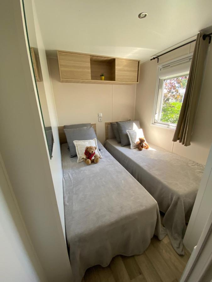 Mobil Home De Charme เฟรฌูส ภายนอก รูปภาพ